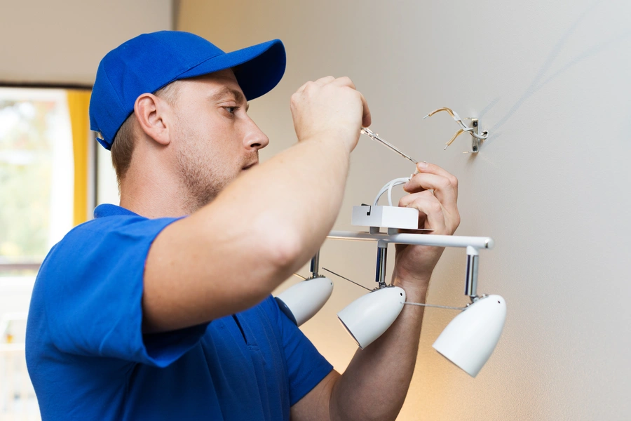 Techniques For Fixing Damaged Switches And Receptacles in Rosharon, TX Techniques For Fixing Damaged Switches And Receptacles in Rosharon, TX